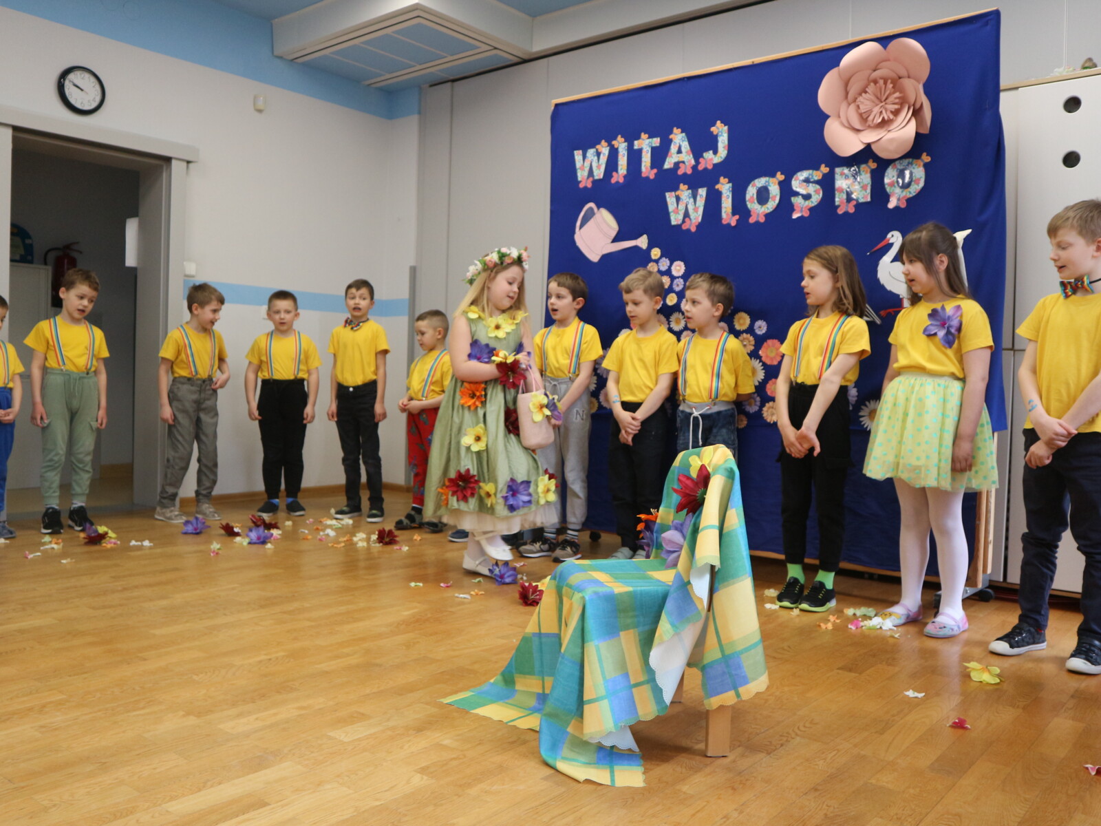 Teatrzyk  pt. "Witaj wiosno"