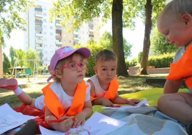 Zajęcia na placu zabaw
