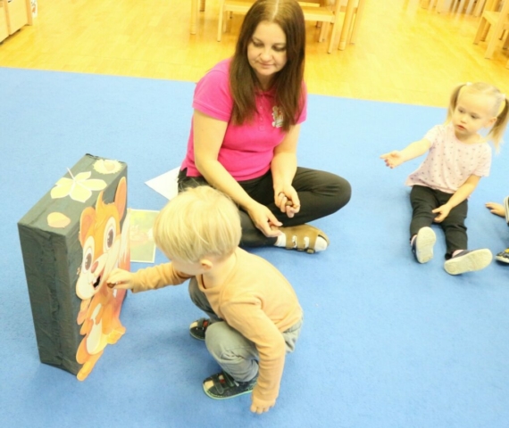 Wiersz pt ,,Wiewiórka"