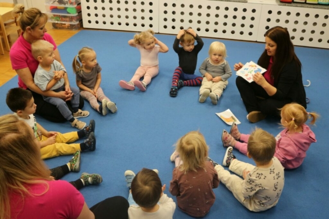 Wiersz pt ,,Parasole"