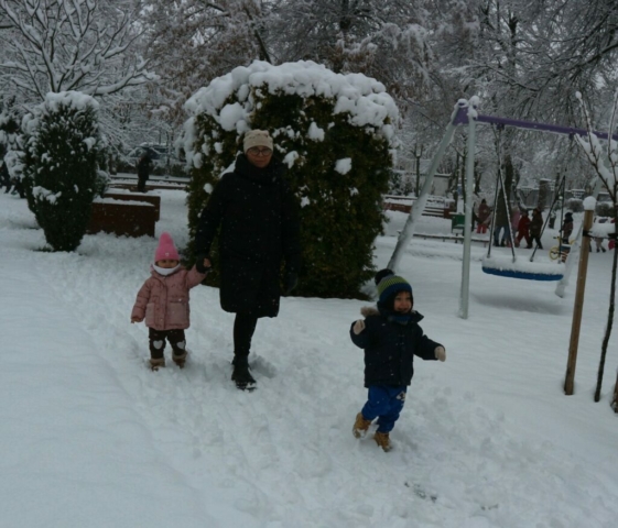 Zimowe zabawy na dworze