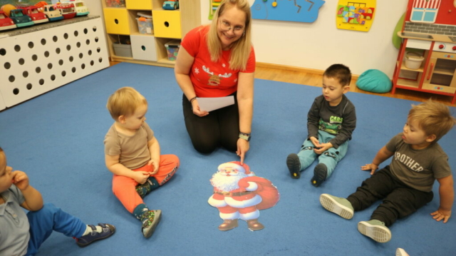 Wiersz pt: ,,Mikołaju gdzie ty masz prezenty''