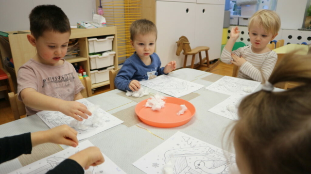 Praca plastyczna- Zimowy karmnik