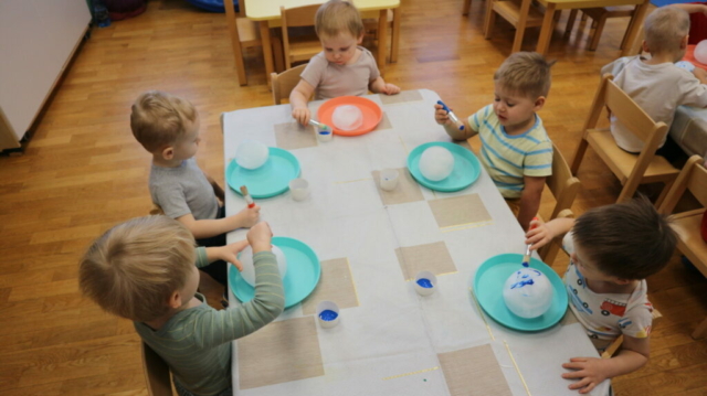 Malowanie kul lodowych