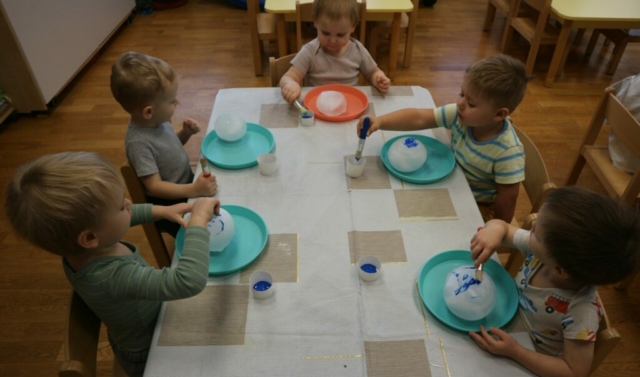 Malowanie kul lodowych