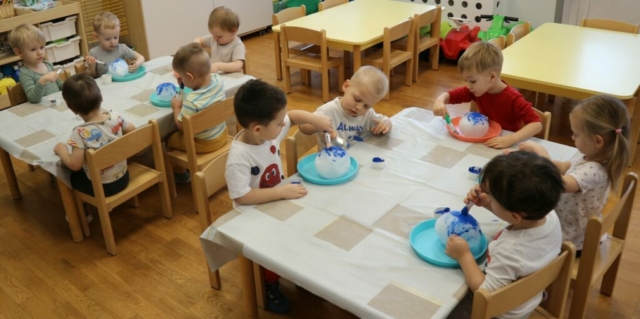 Malowanie kul lodowych