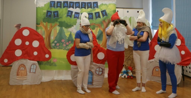 Teatrzyk pt. "Smerfy szukają wiosny"