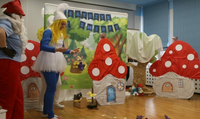 Teatrzyk pt. "Smerfy szukają wiosny"