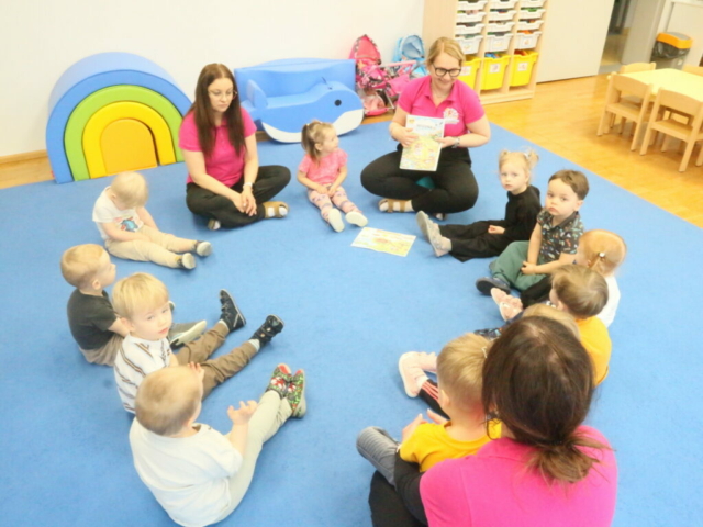 Wysłuchanie wiersza pt. "Wiosna"