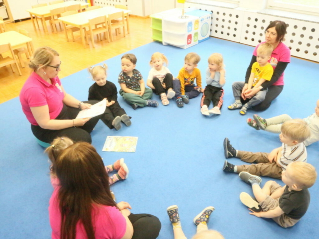 Wysłuchanie wiersza pt. "Wiosna"